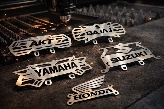 Accesorios metálicos para vehículos Toyota